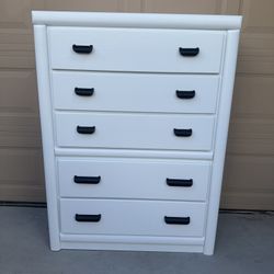 Dresser White 5-Drawers 