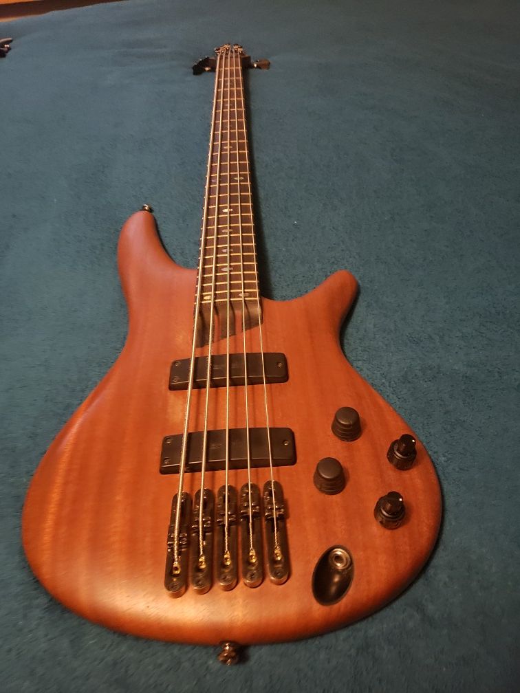 Ibanez Prestige sr3005 5 string bass guitar recently setup ready to go!