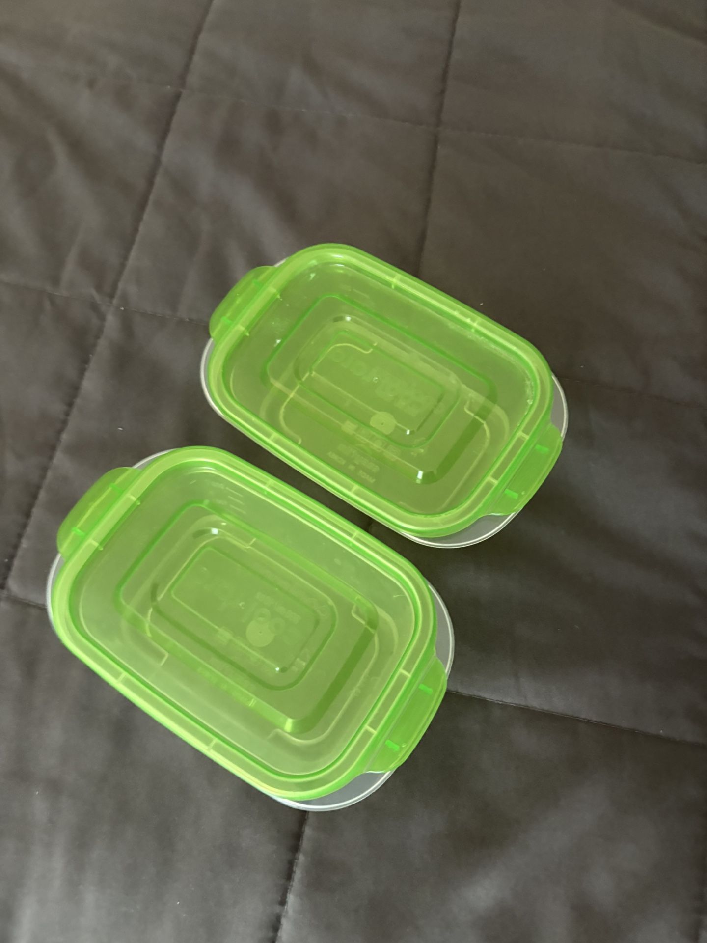2 Small Containers for $1