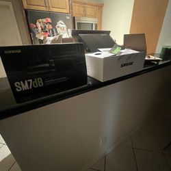 Shure SM7db with everything