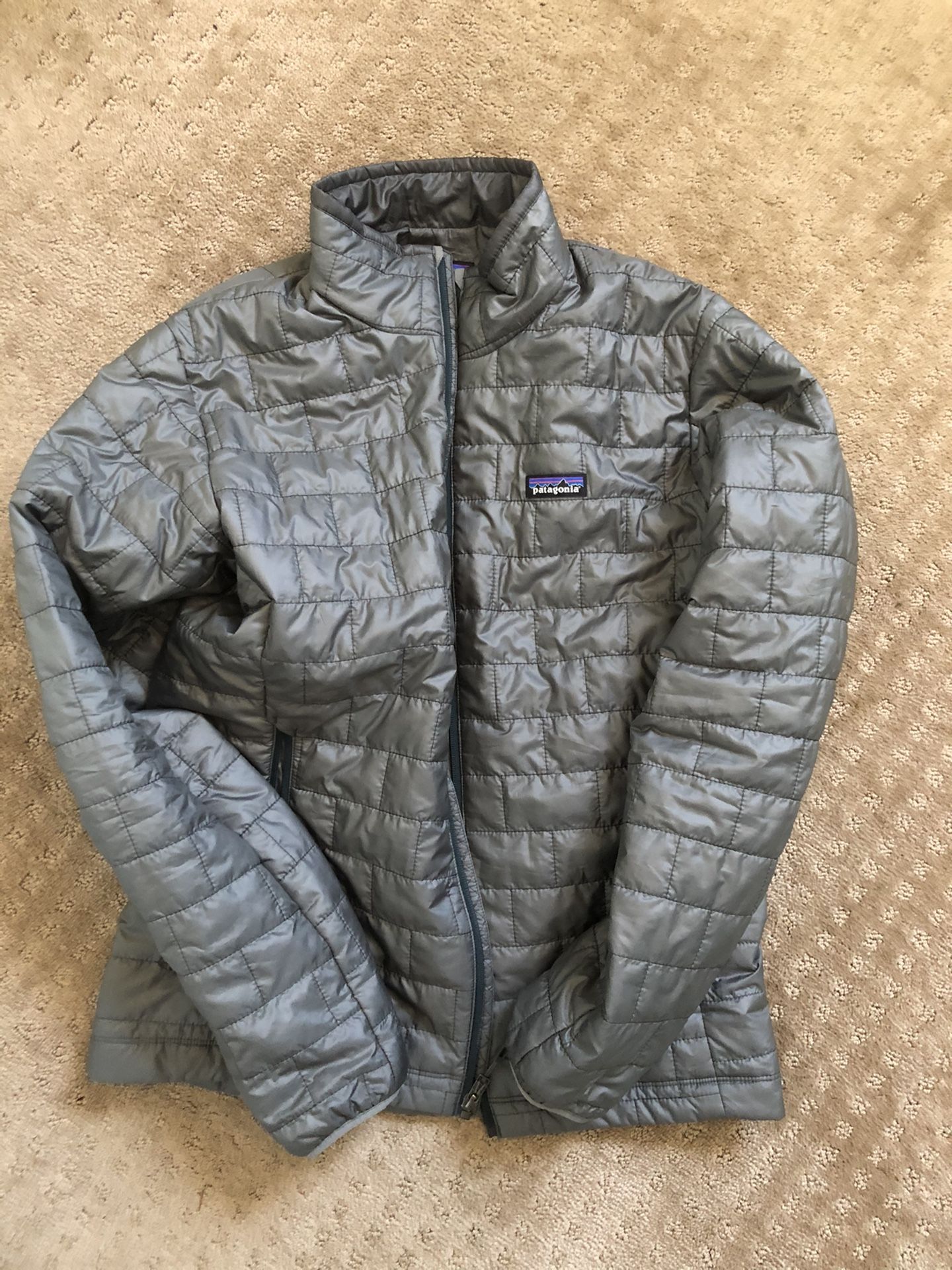 Patagonia nano puff jacket