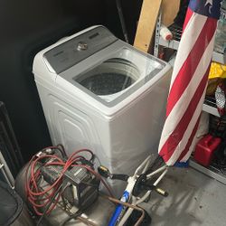 SAMSUNG TOP LOAD WASHER 285$