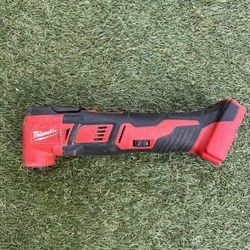 M18 Multi Tool