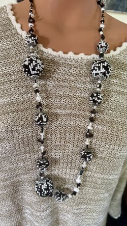 Black & White Seeded Spheres Necklace w Metallic Accents 41” Long