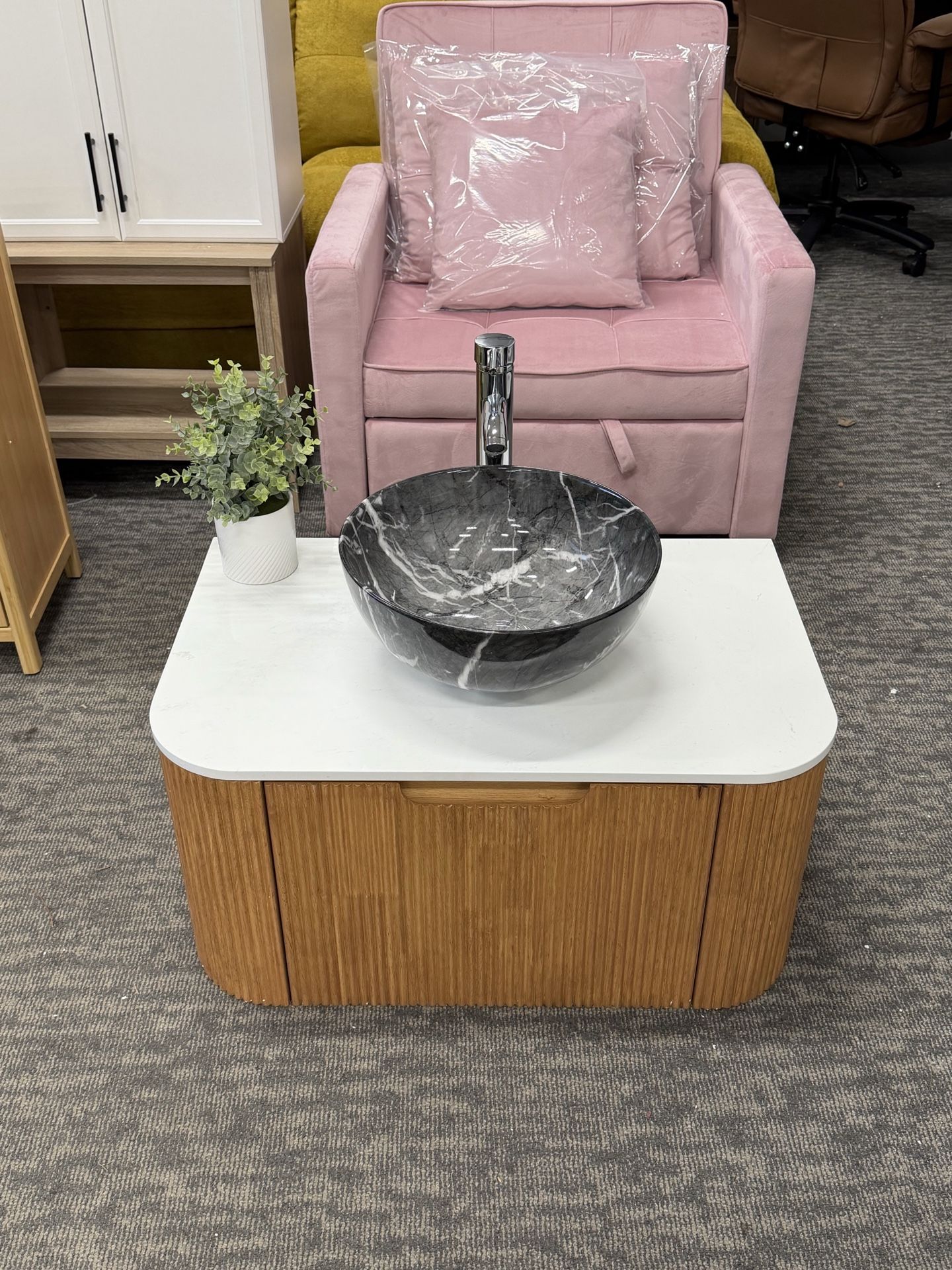 ✨Modern 30-Inch Bathroom Vanity Set✨ Floating wall-mounted design with sink and faucet. Features a smooth soft-close drawer and a natural wood-grain f