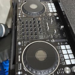 DDJ SRT Pioneer controller With Black Flight Case  