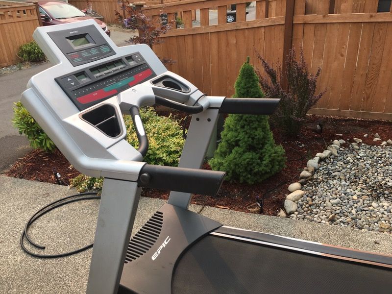 Epic Comfort Step Impact Cushioning System treadmill