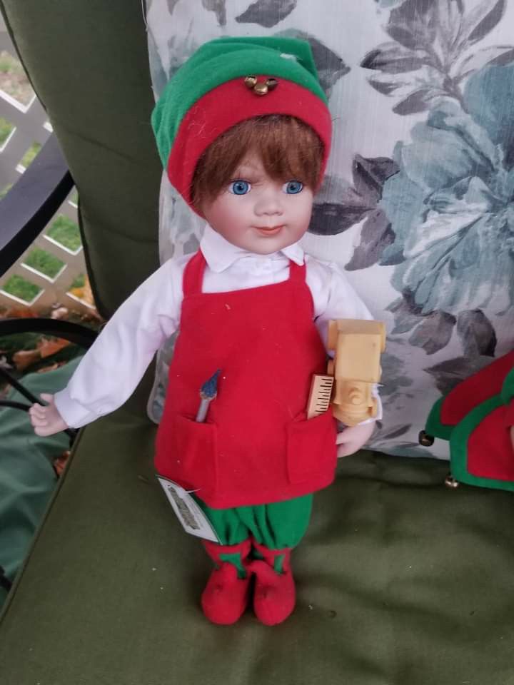 Elf doll