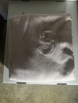 Supreme Pink S Logo Hoodie FW17 Medium