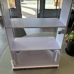 Display Case With Lock 13”x7”x19”