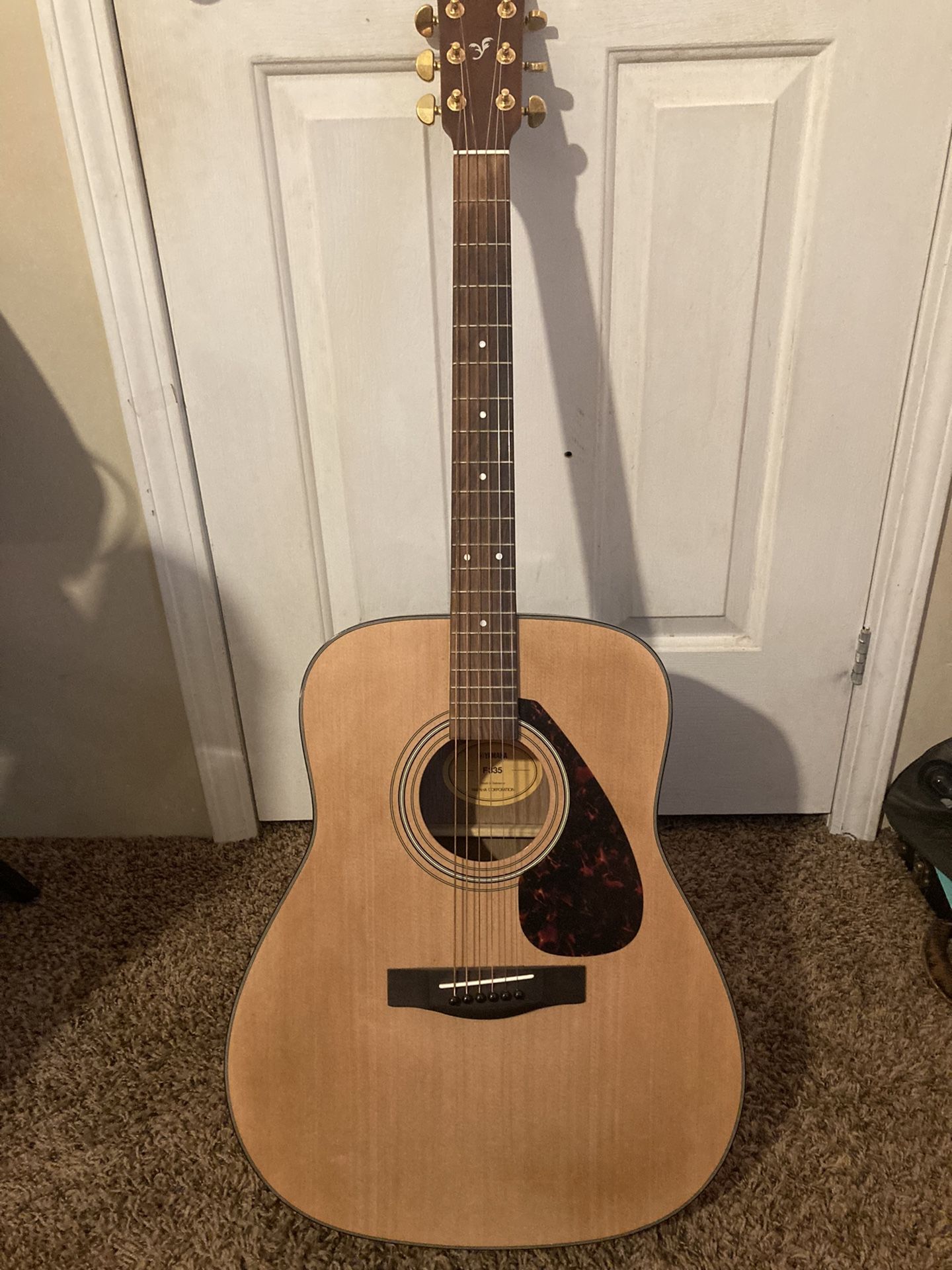 Yamaha Acoustic 6 String Guitar