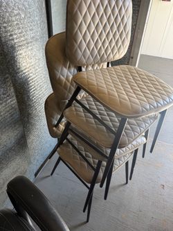10 white chairs