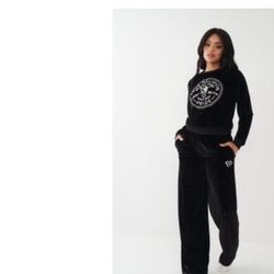 Women’s True Religion sweatshirt 