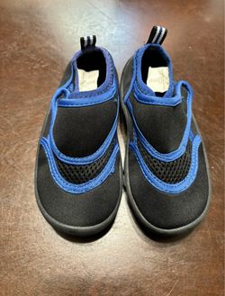 Toddler water shoes