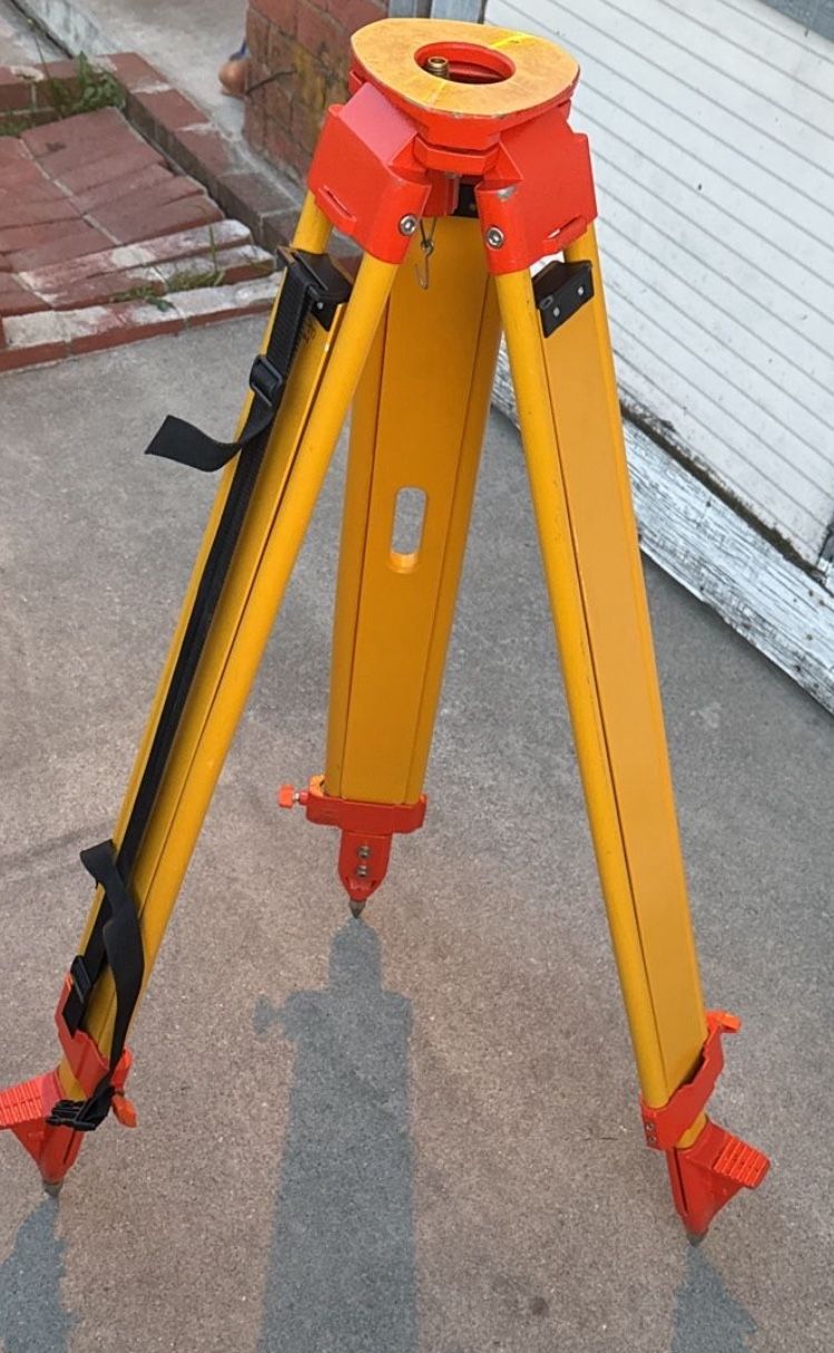 Servco Survey Tripod