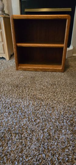Small oak bookshelf