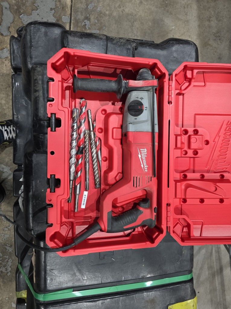 Milwaukee Rotary Drill