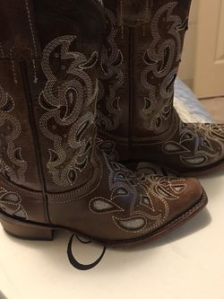 Botas