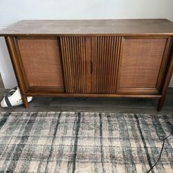 Record Player Console Vintage