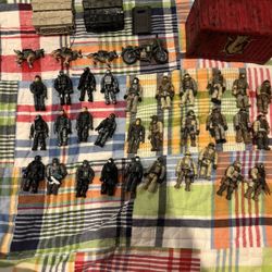 CALL OF DUTY Mega Blocks, Figures. RARE!!