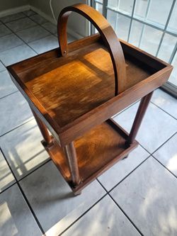 Ethan Allen Tray Table with Handle