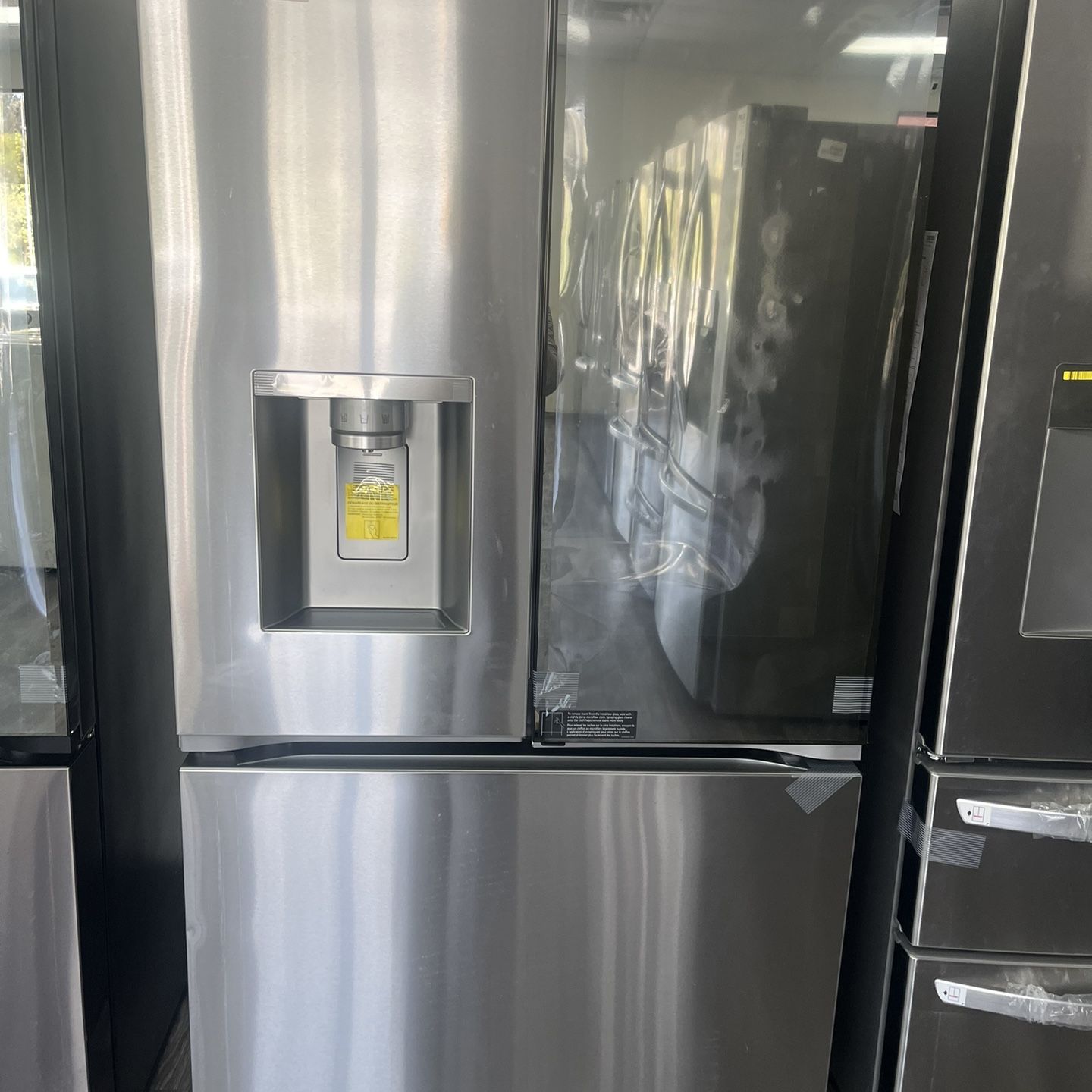 29.5”depth Counter Depth Max Refrigerator With Knock Knock Door And Mini Craft Ice Maker Was$3599 NOW$1499