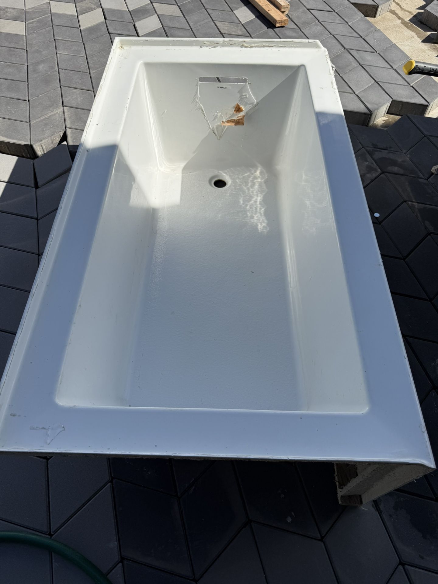 Duravit 32x 60 Alcove Tub 