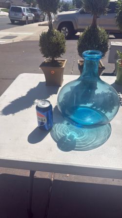 Glass vase- blue