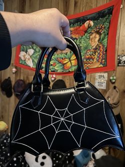 Spiderweb black purse