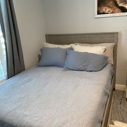 Birch Lane Queen Solid Wood Platform Bed With Beautyrest Silver Mattress  In Driftwood Gray