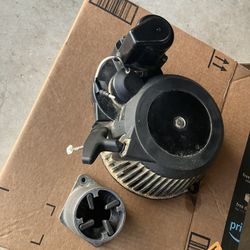 Honda EU3000is Generator, Pull And Electric Start  Condition Is Fair