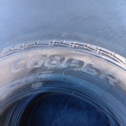 2 llantas Lt 245 70 R17 Cooper Adventurer H/T