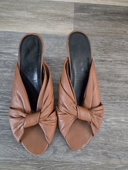 Balenciaga Knotted Leather Heeled Mules – 41