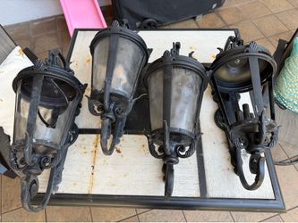 Lot of 4 John Timberland CASA MARSEILLE 27-1/2” Outdoor Wall Light