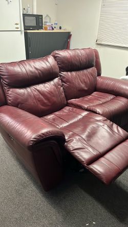 Premium Electric Leather Reclining Sofa – Mathis Brothers Quality - $150