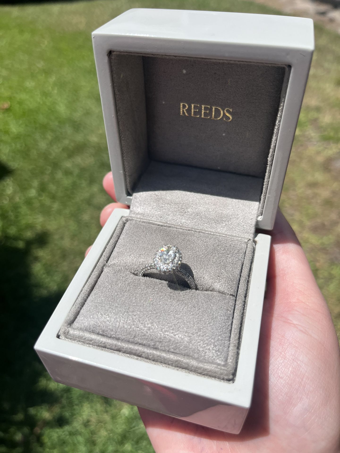 Engagement Ring Zero Damage