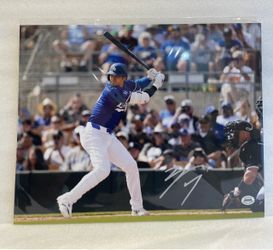 Shohei Ohtani Los Angeles Dodgers Signed Autographed 11x14 Photo With ACA-COA