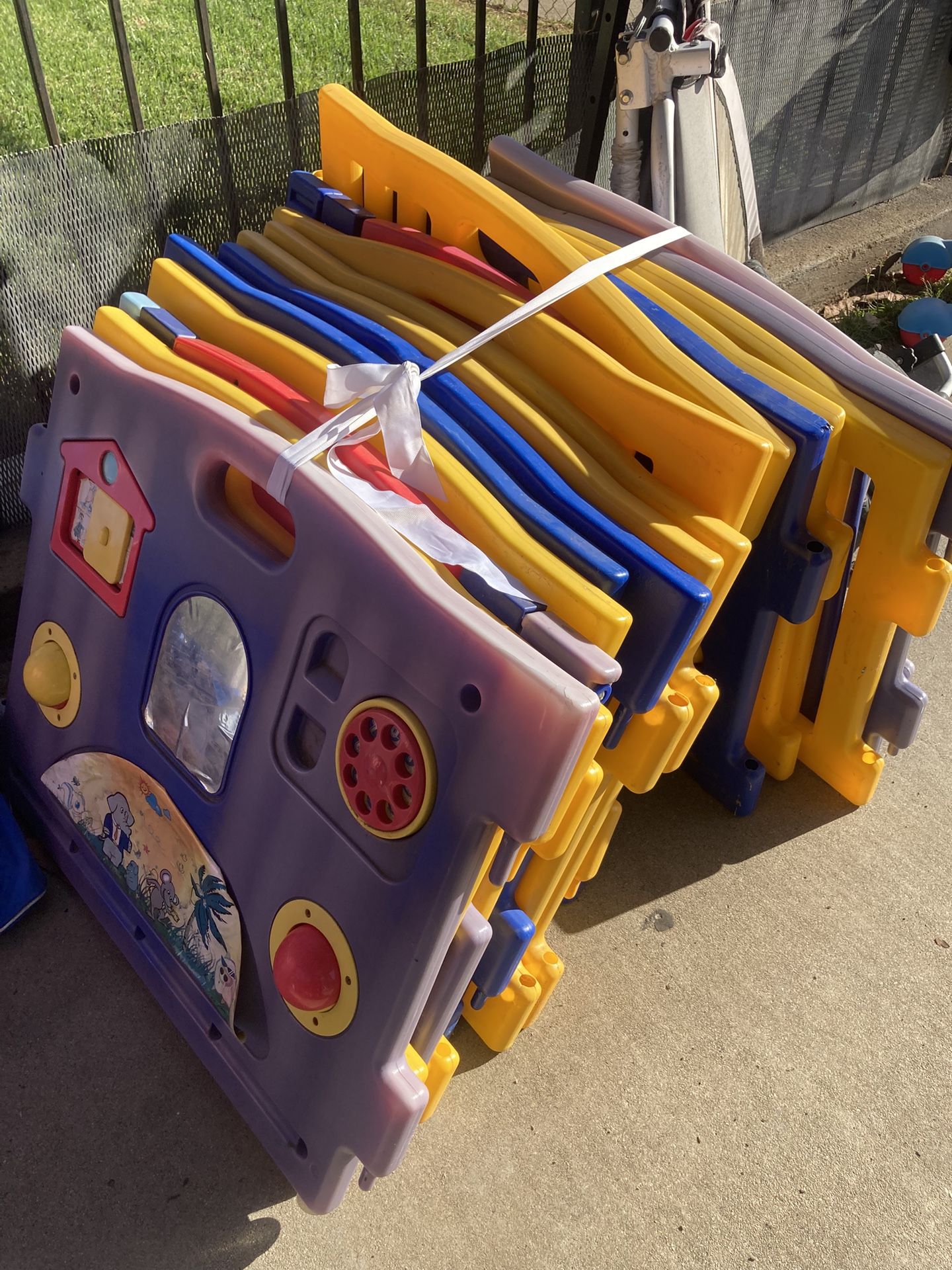 16pcs Corral