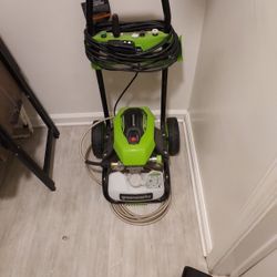 $20 Pressure Washer 