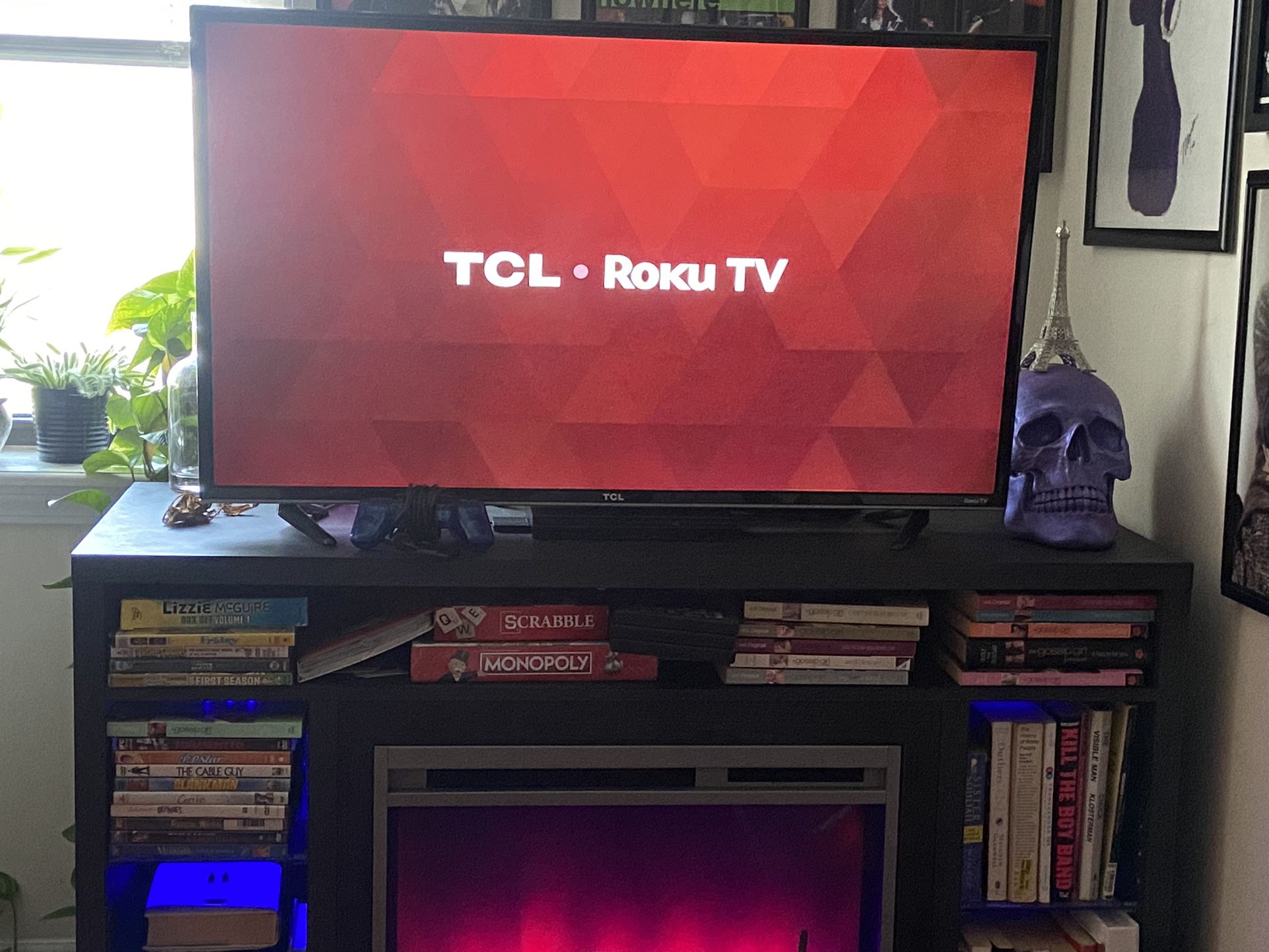 2016 TCL Roku TV w/ Remote