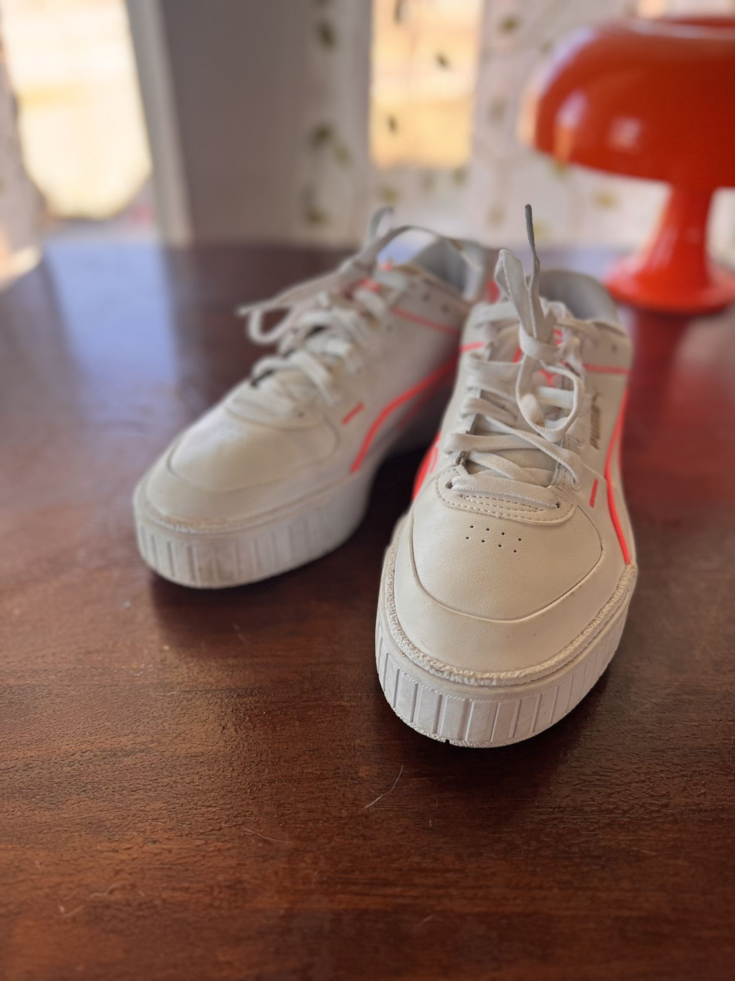 Puma Sneakers Women’s 9.5