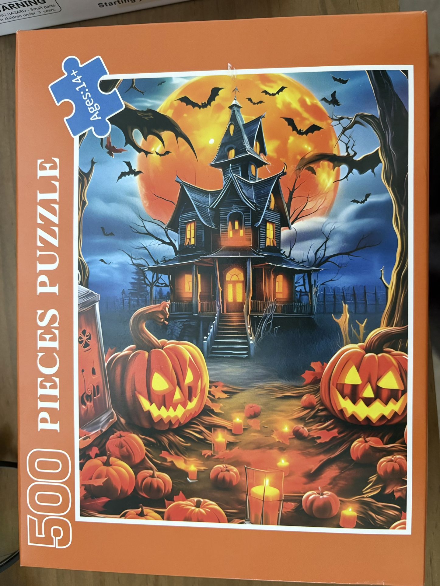 500 Piece Halloween puzzle