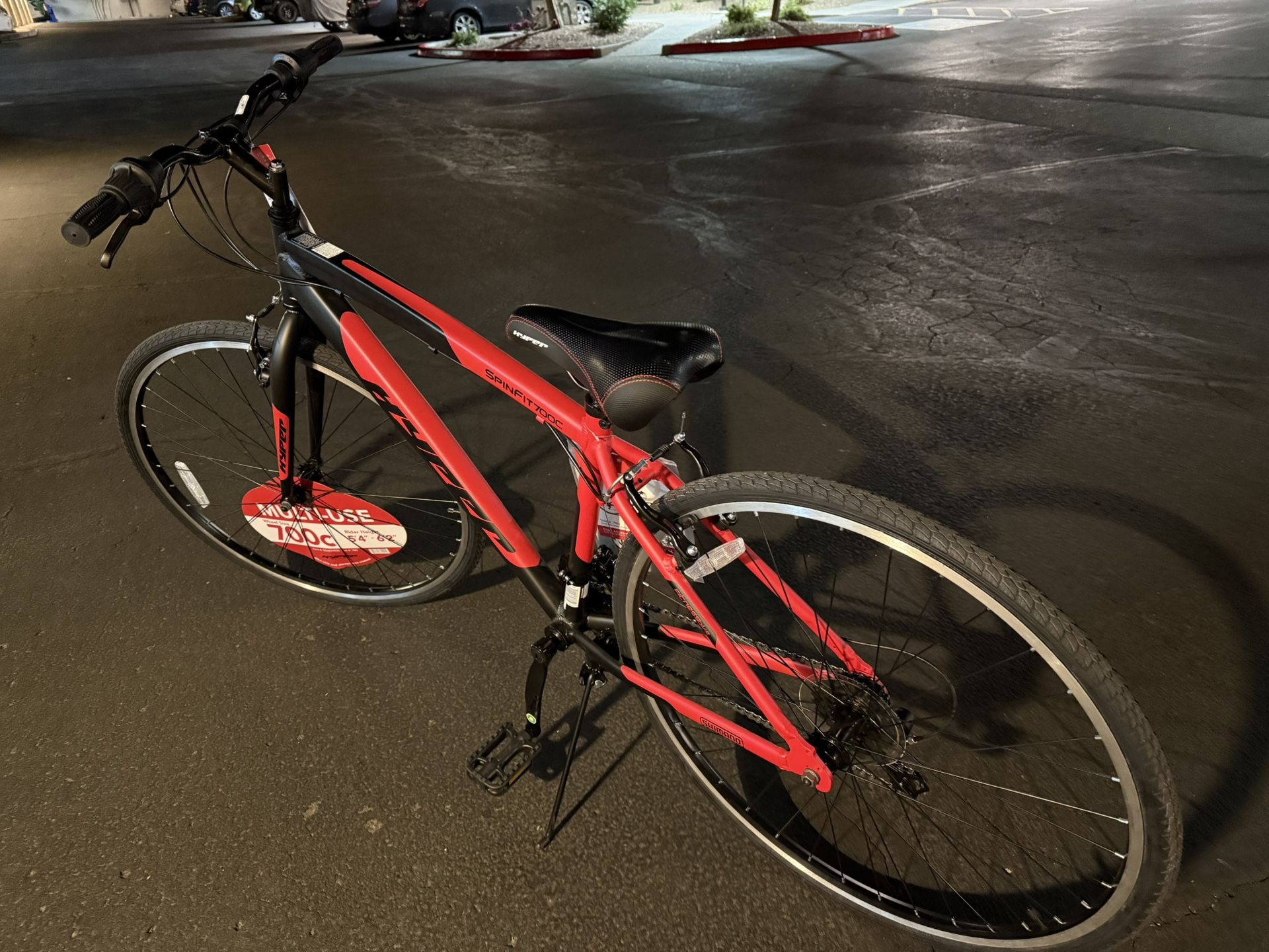 Brand New 700c Hyper Bicycle Spin Fit Hybrid Bike, Adults Ages 14+ Years, Black and Red