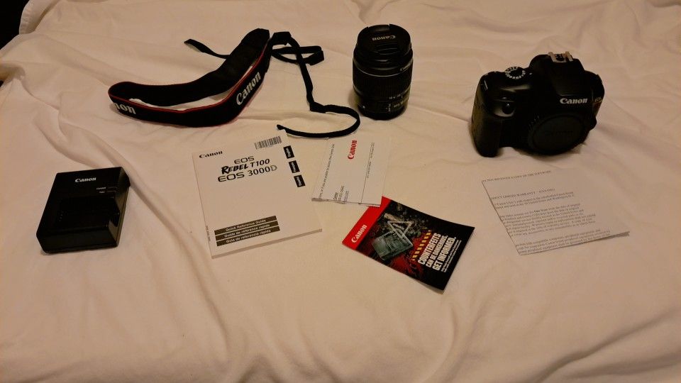 Canon EOS Rebel T100