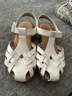 10c Sandals
