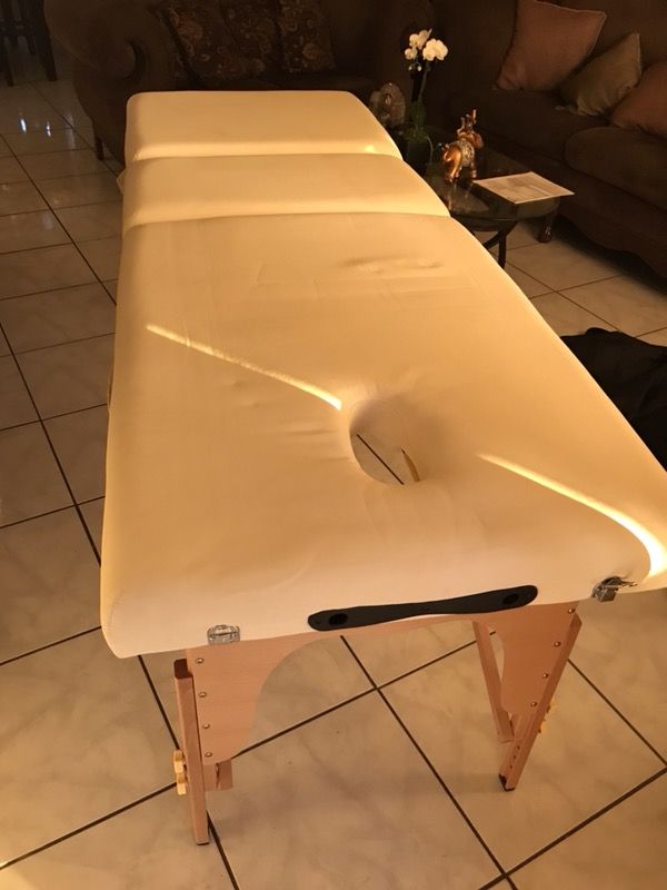One touch-Massage table