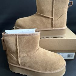 New Kids UGG Classic Mini Platform