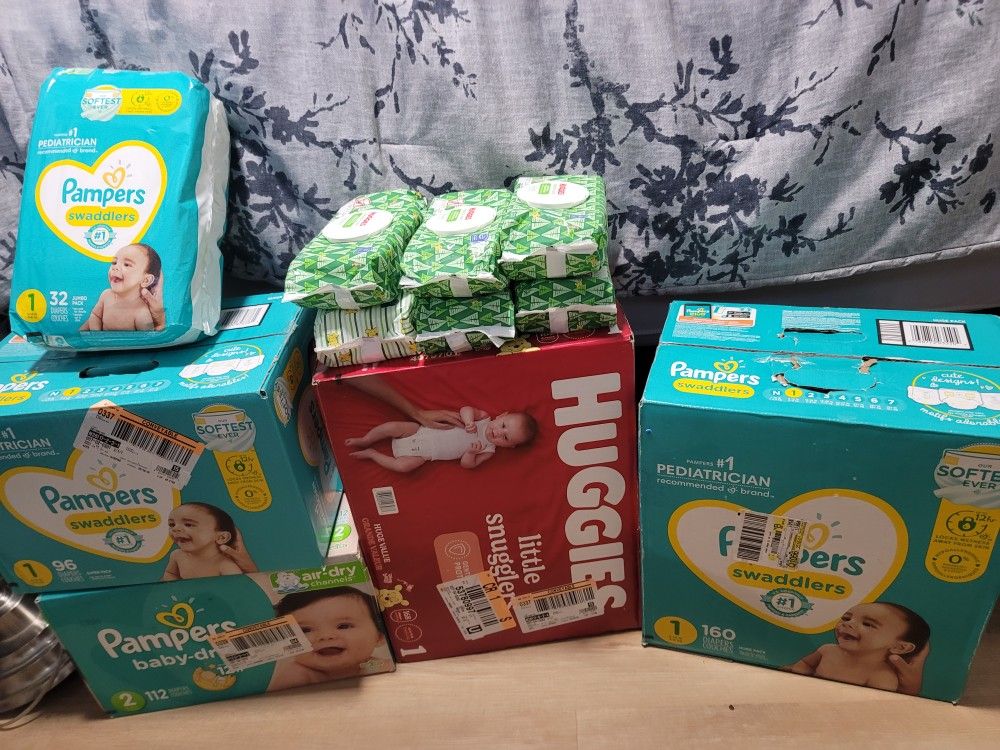 Diapers Size 1 & 2 (448 Total) Plus 6 Packages Of Wipes