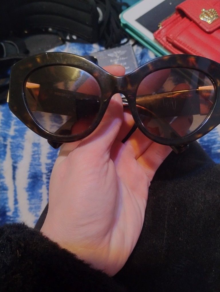 Burberry Sunglasses