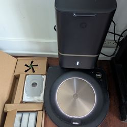 iRobot Roomba s9+ Self emptying robot vacuum